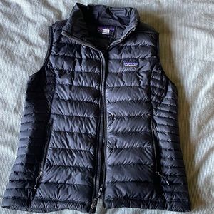 Womens Patagonia Down Puffer Vest- Size Medium